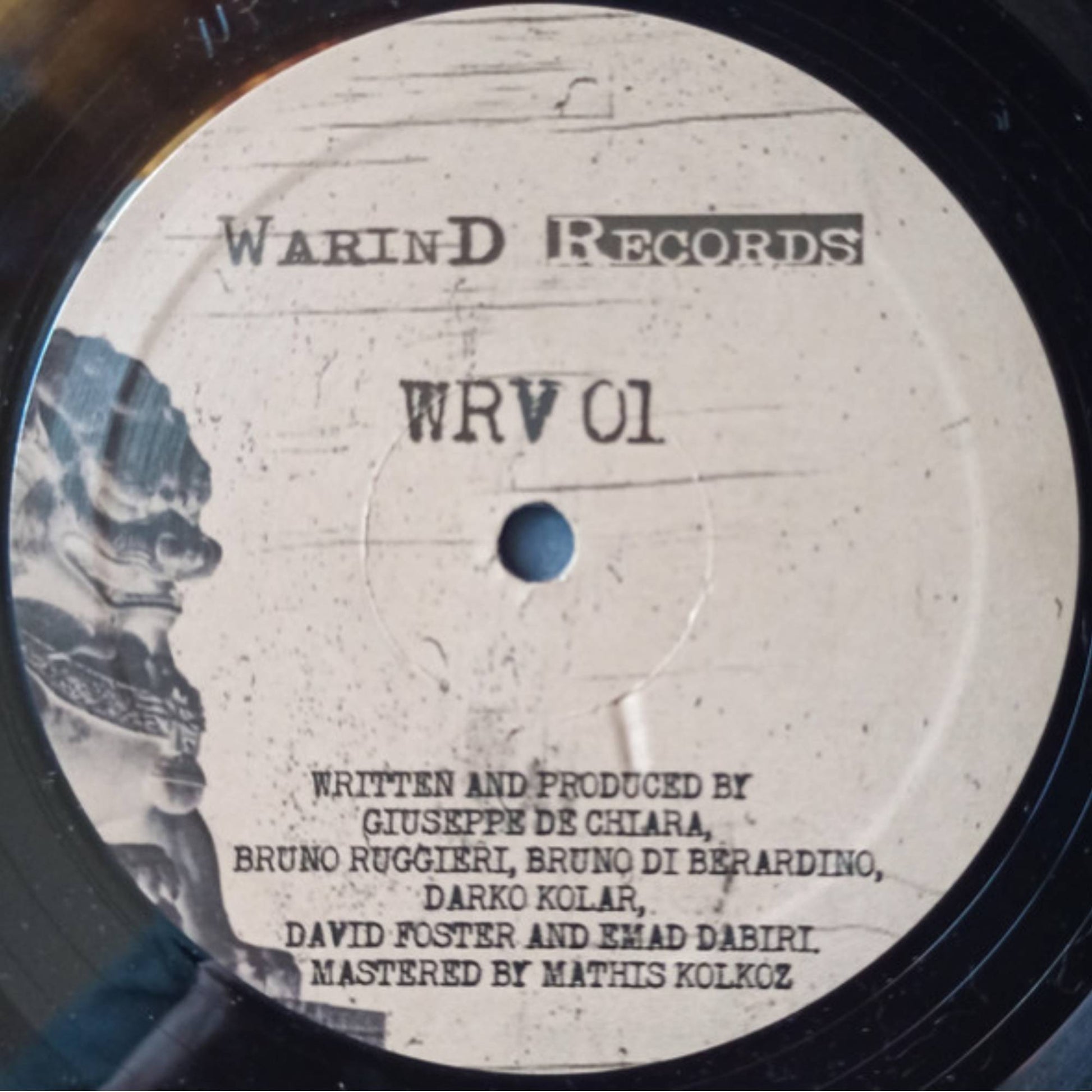 WarinD & B R 1 0 0 2 [WRV01] - Second Floor Stuff