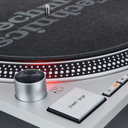 Technics Turntable - SL-1200 Mk7 (Silver) - Second Floor Stuff
